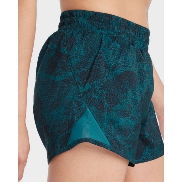 All in Motion Mid rise Run shorts 3" Teal Damask Size XXL - Picture 2 of 15